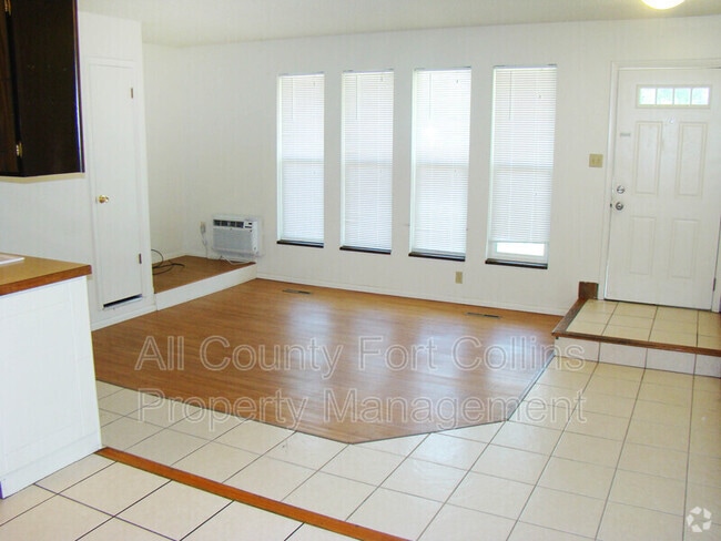 Building Photo - 1730 Pecan St Unit B Rental