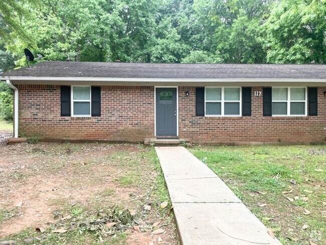 Building Photo - Welcome to this charming 2 bedroom, 1 bath... Rental