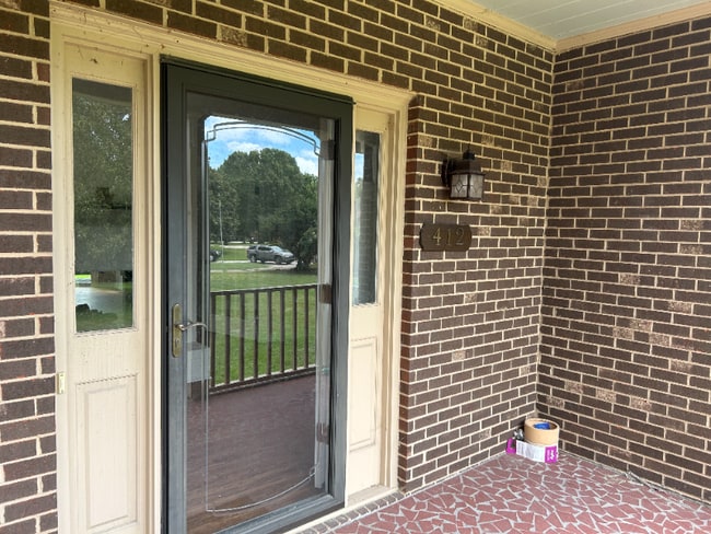 Photo - 412 Oak Ridge Dr