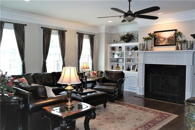 Photo - 3475 Roxboro Rd NE