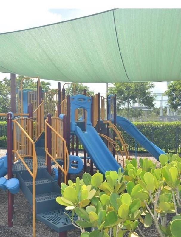 Photo - 10620 NW 88th St