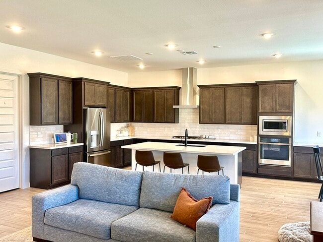 Photo - Fantastic "Holly" floor plan in Bella Vista Farms