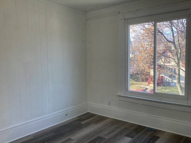 Photo - 3218 N 1st St Unidad upper-3218A