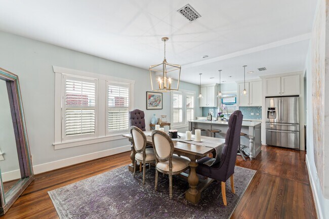 Photo - 506 Willard St