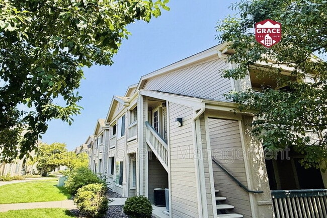 Building Photo - 1146 Opal St Unit 204 Rental