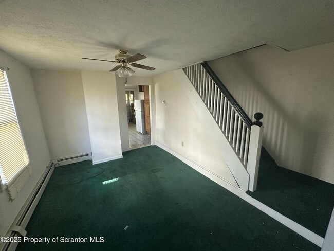 Photo - 74 W Chestnut St