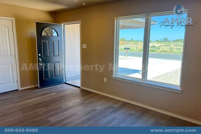 Photo - 3 Bedroom Home Available!