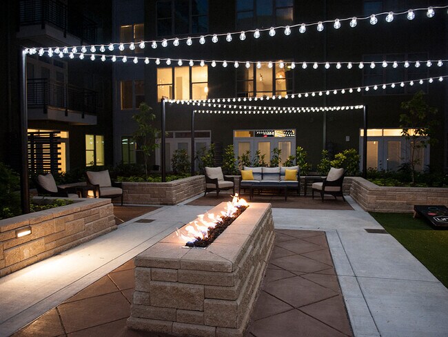 Link Apartments® Glenwood South
