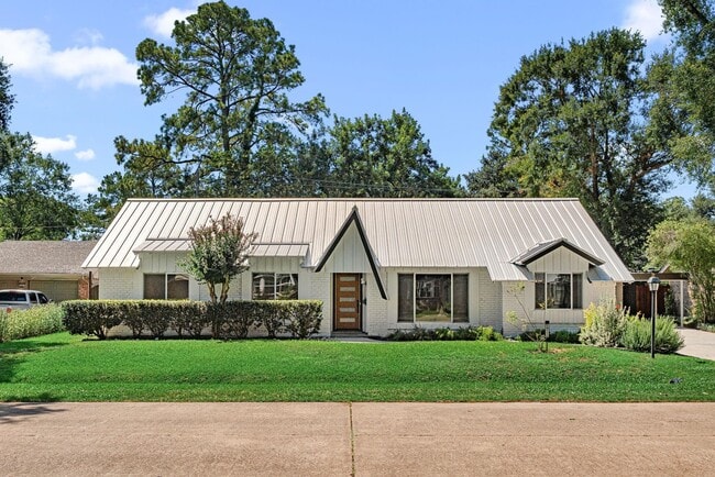 Photo - 10115 Moorberry Ln