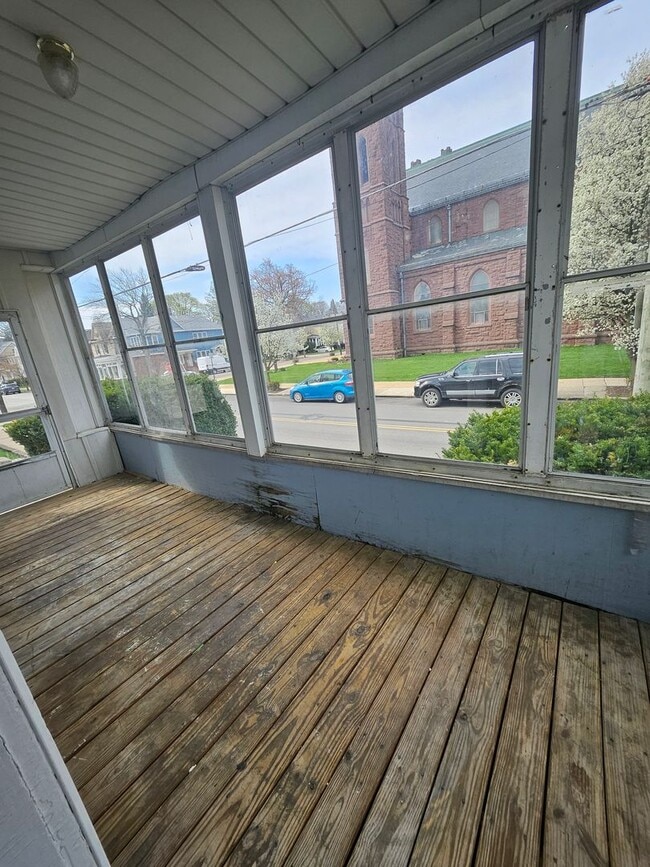 Photo - 4 bedroom single family home