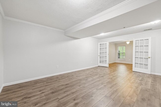 Photo - 8727 Thornbrook Dr