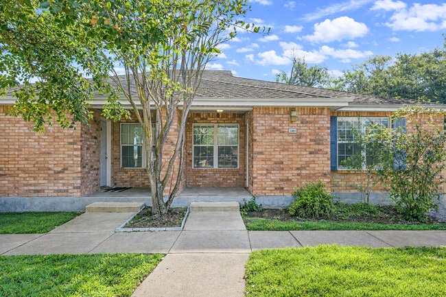 Photo - 2419 Brittain Ct