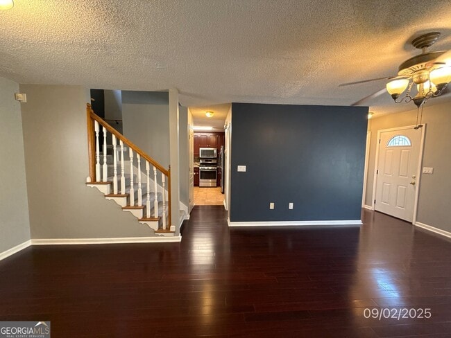 Photo - 1145 Chateau Terrace