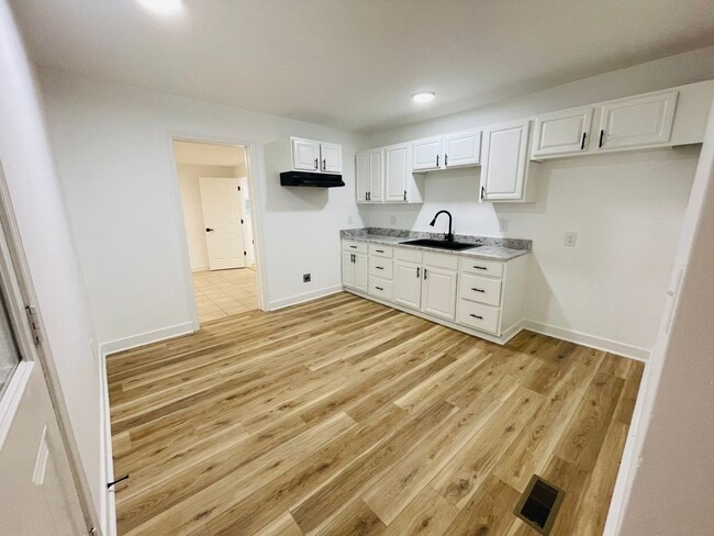 Photo - Stunning 4 Bedroom Home for Rent - Fully Remodeled!