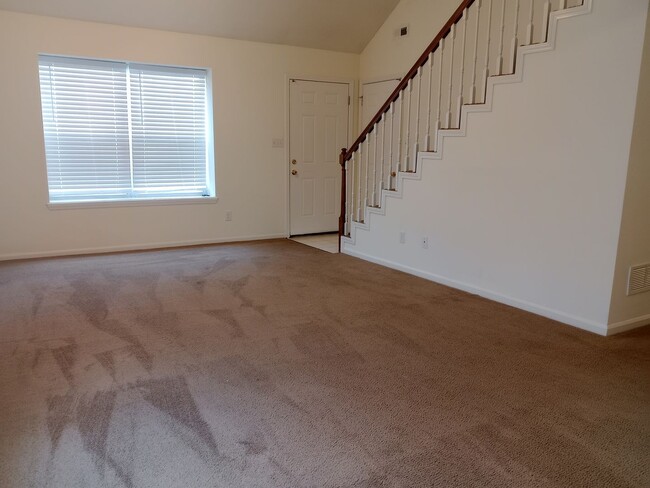 Photo - 3517-3519 La Mesa Dr. Unidad 3517 La Mesa Dr.