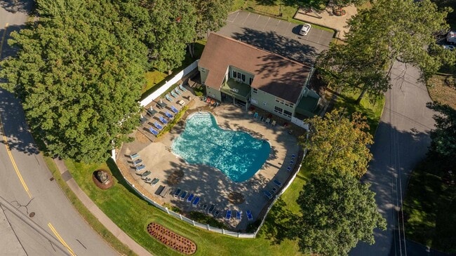 Photo - 28 Cortez Dr