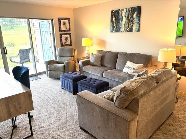 Photo - 41 Scenic Ct Unit Apt 12
