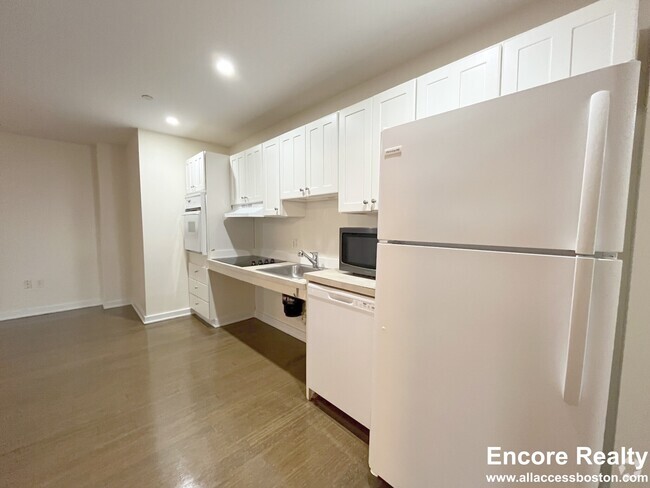 Building Photo - 31 Essex St Unit #404 Rental