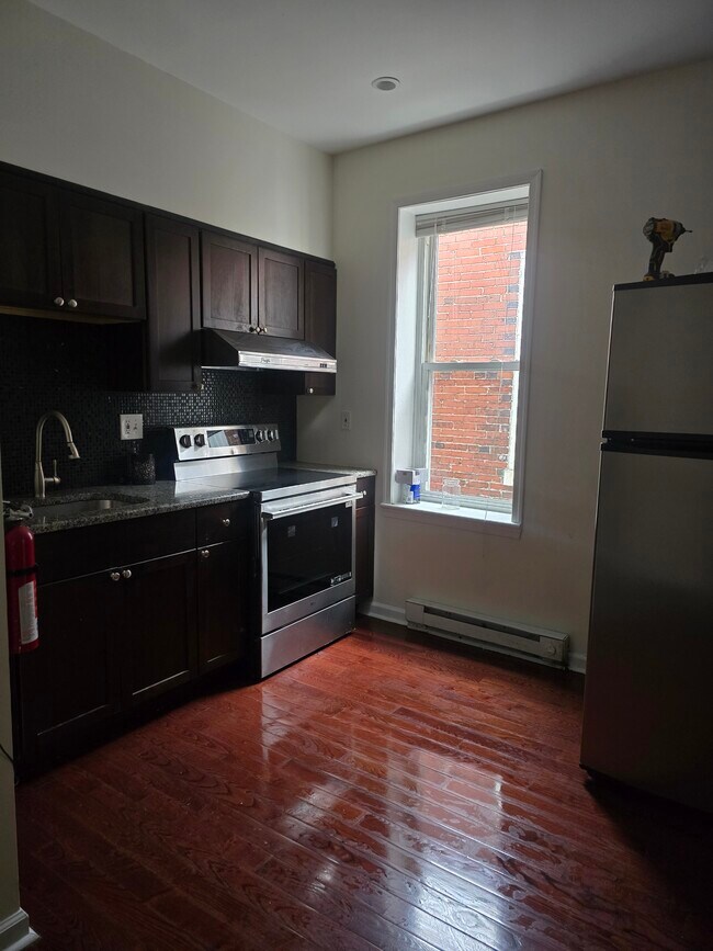 Photo - 1708 Mifflin St Unit 2