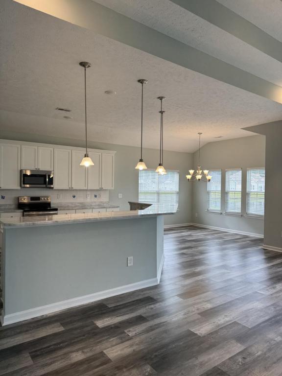 Photo - 462 Levanto Rd