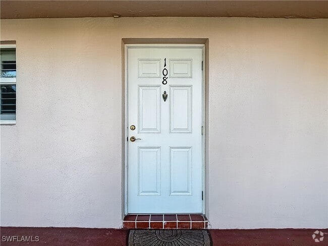Building Photo - 175 Turtle Lake Ct Unit 108 Rental