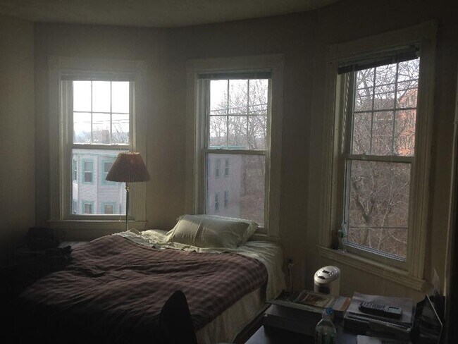 Photo - 3-19 Bucknam Rd