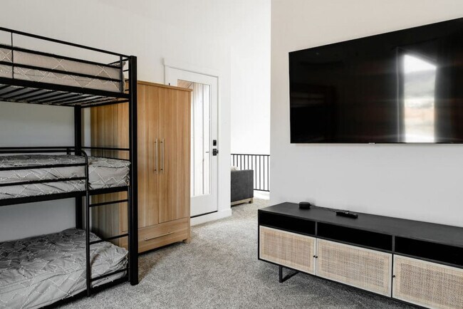 Photo - 2387 2500 E Unit ID1071589P