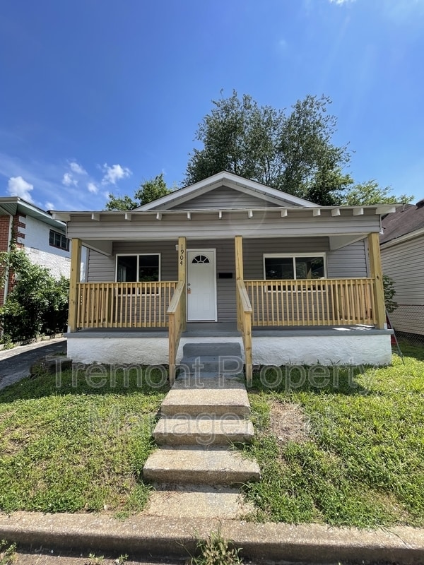 Photo - 1904 Sharp St House