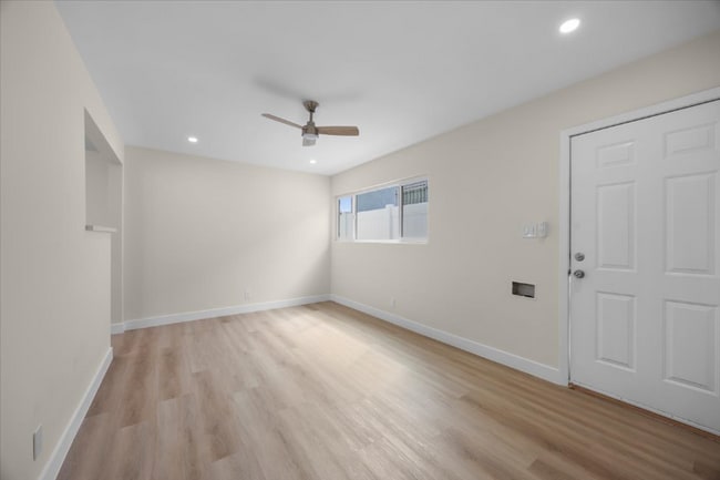 Photo - 3539 Delta Ave Unidad 3539