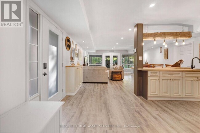 Photo - 3526 Monck Rd