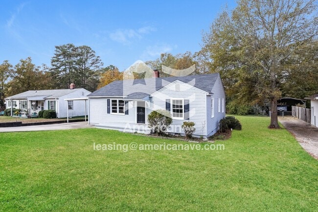 Photo - 2229 Ridgewood Ave