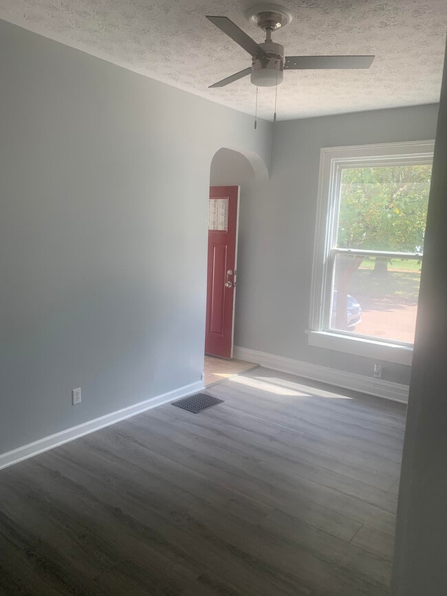 Photo - 219 Park Dr Unit A