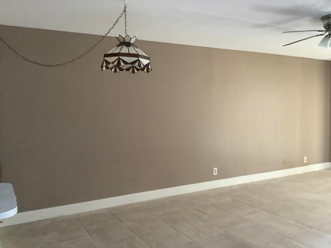 Photo - 230 NE 26th Ave Unidad 1020