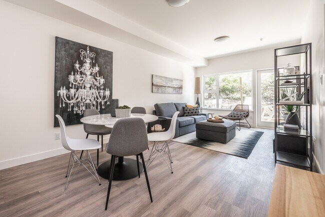 One Tree Meadow Apartments