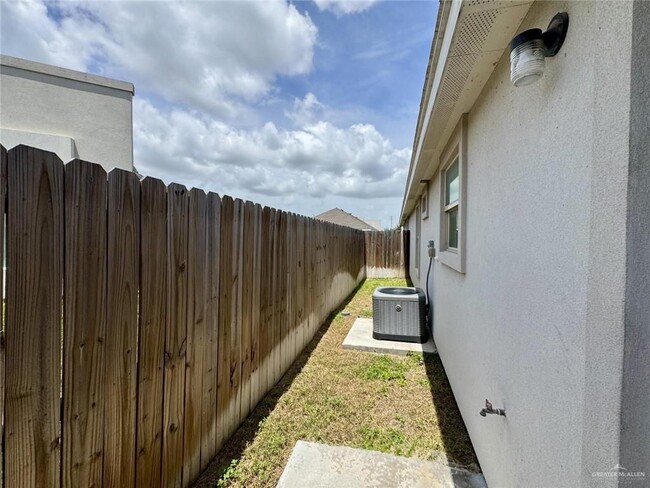 3610 Bella Costa Dr Unit 2