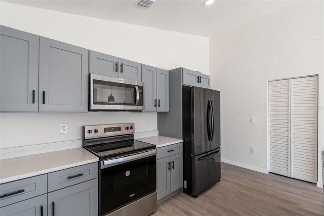 Photo - 119 Winchester Ln