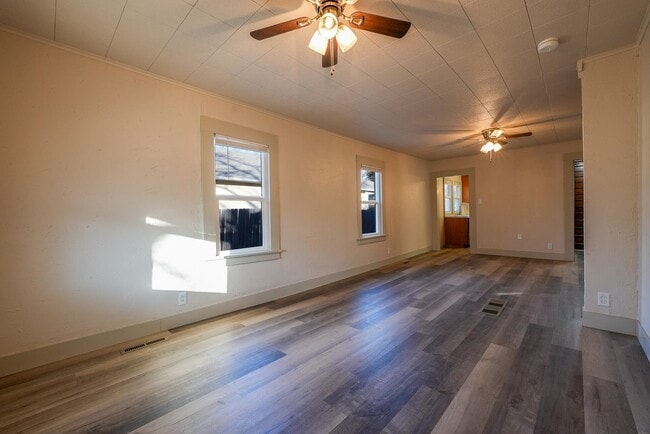 Photo - 406 N Star St