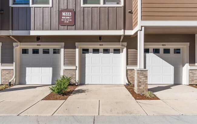 Photo - 16323 NW Chadwick Way Unidad 304