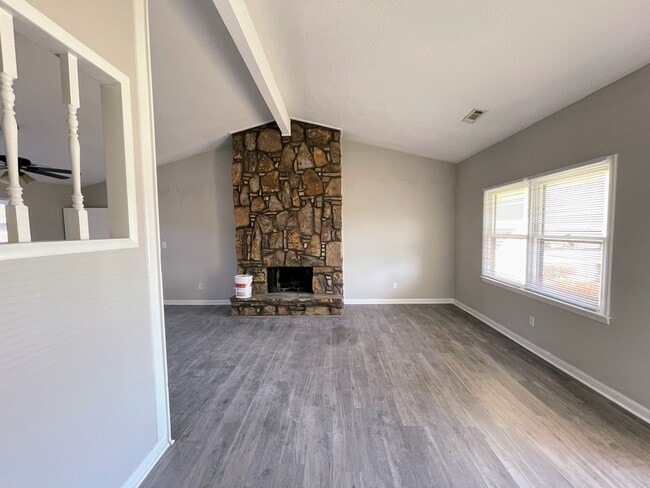 Photo - 1501 Westview Dr NW