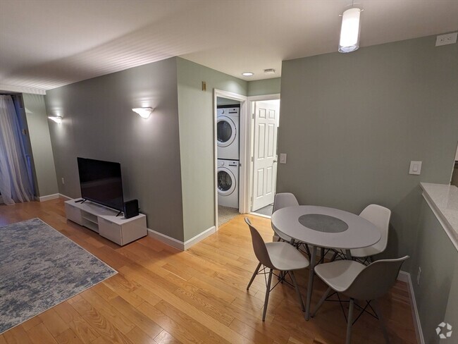 Building Photo - 350 Revere Beach Blvd Unit FURNISHED Rental