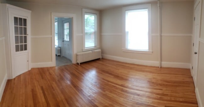 Building Photo - 25 Union St