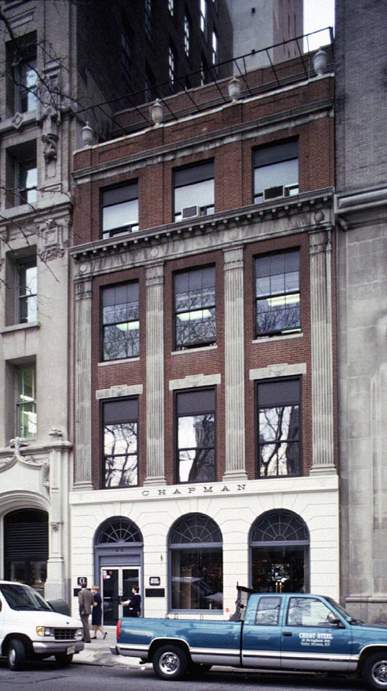 Photo - 21 E 26th St