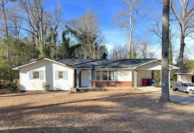 Building Photo - 4075 Meadowbrook Dr Rental