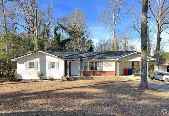 Building Photo - 4075 Meadowbrook Dr Rental