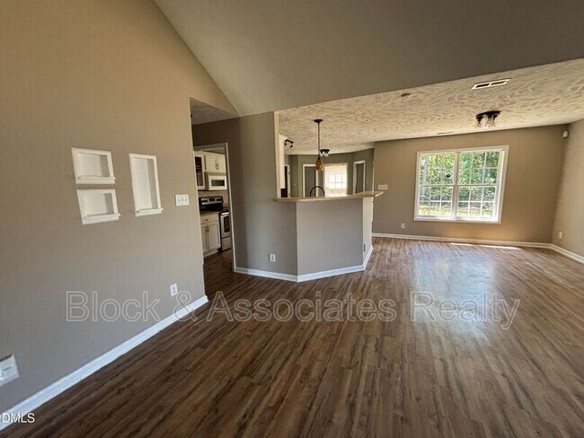 337 Americana Dr