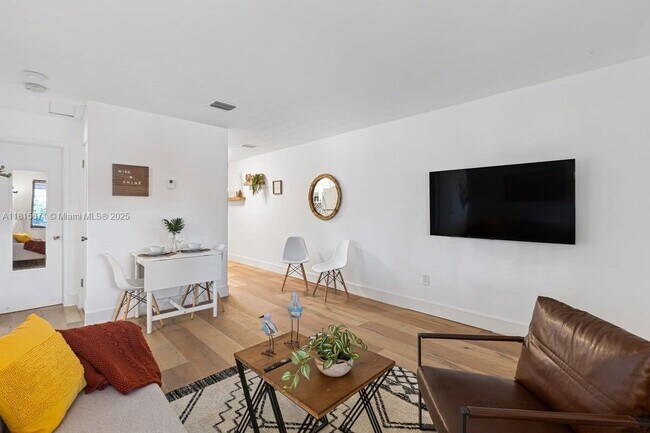 Photo - 1048 NE 13th Ave Unit 1048