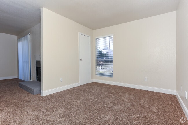 2BR, 1BA - 811SF - Second Bedroom
