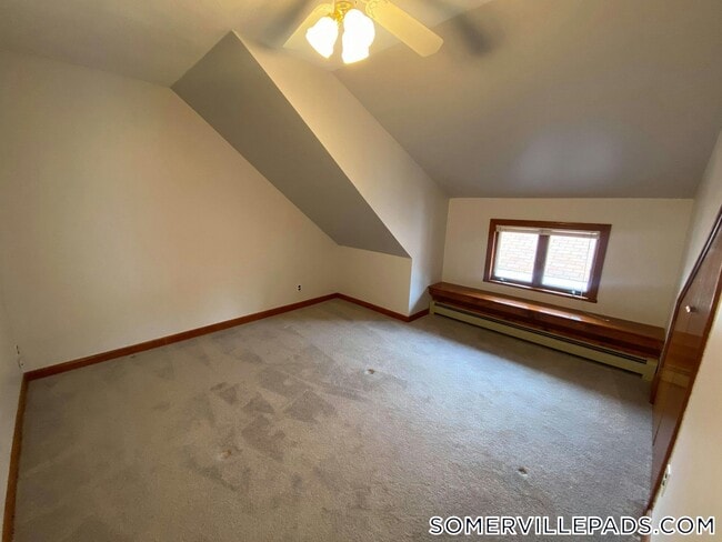 Photo - 146 W Adams St