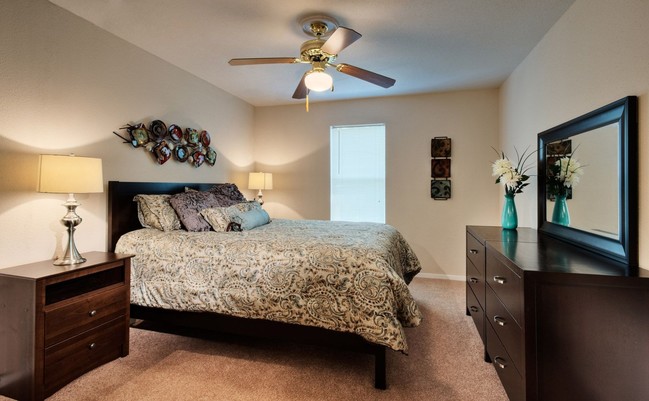 Lakeshire Place Apartment Homes
