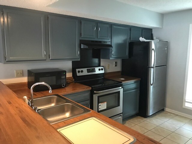 Photo - 3877 Glencoe Dr